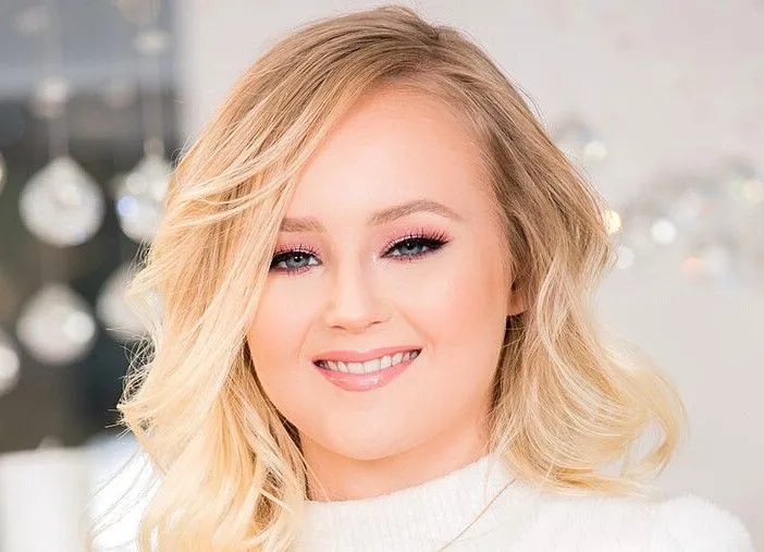 Who is Natalia Queen? Age, Career, Family, Net Worth, Height Bio 2024