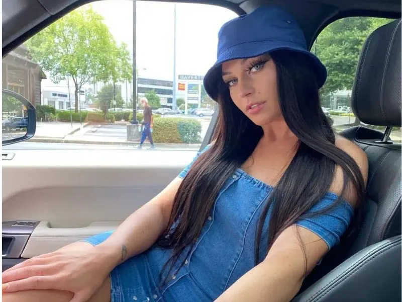 Who is Vivian Taylor? Age, Career, Family, Net Worth, Height Bio 2024