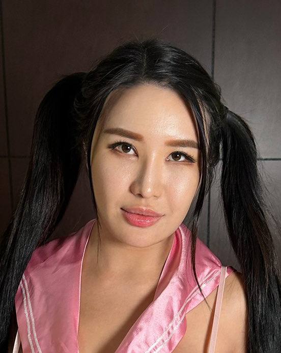 Suki Sin Age, Career, Family, Net Worth, Height Bio 2024
